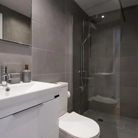 Apartment Olympia Suites V Studio Apartments