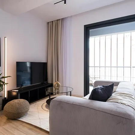 Olympia Suites V Studio Apartments *